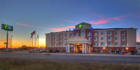 holiday inn express elk city oklahoma|comfort inn & suites elk city.